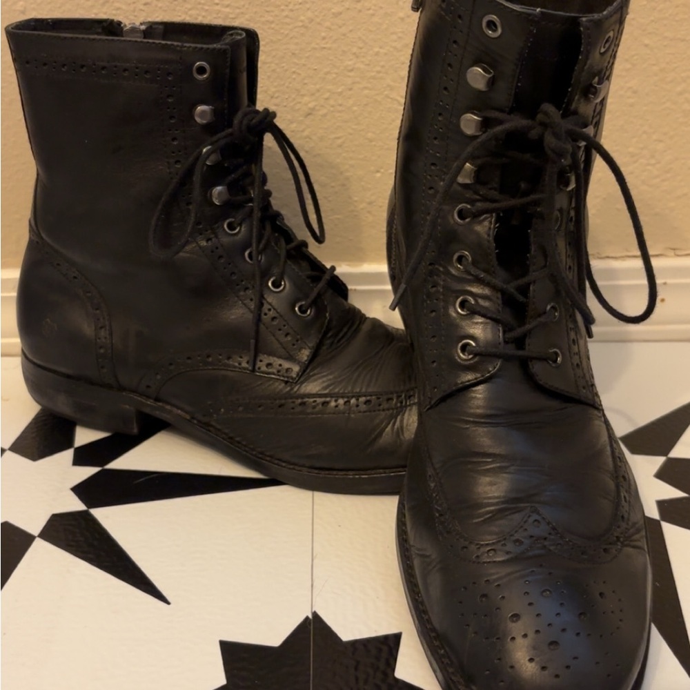 Andrew Marc Black Leather Lace-Up Wingtip Ankle Boots